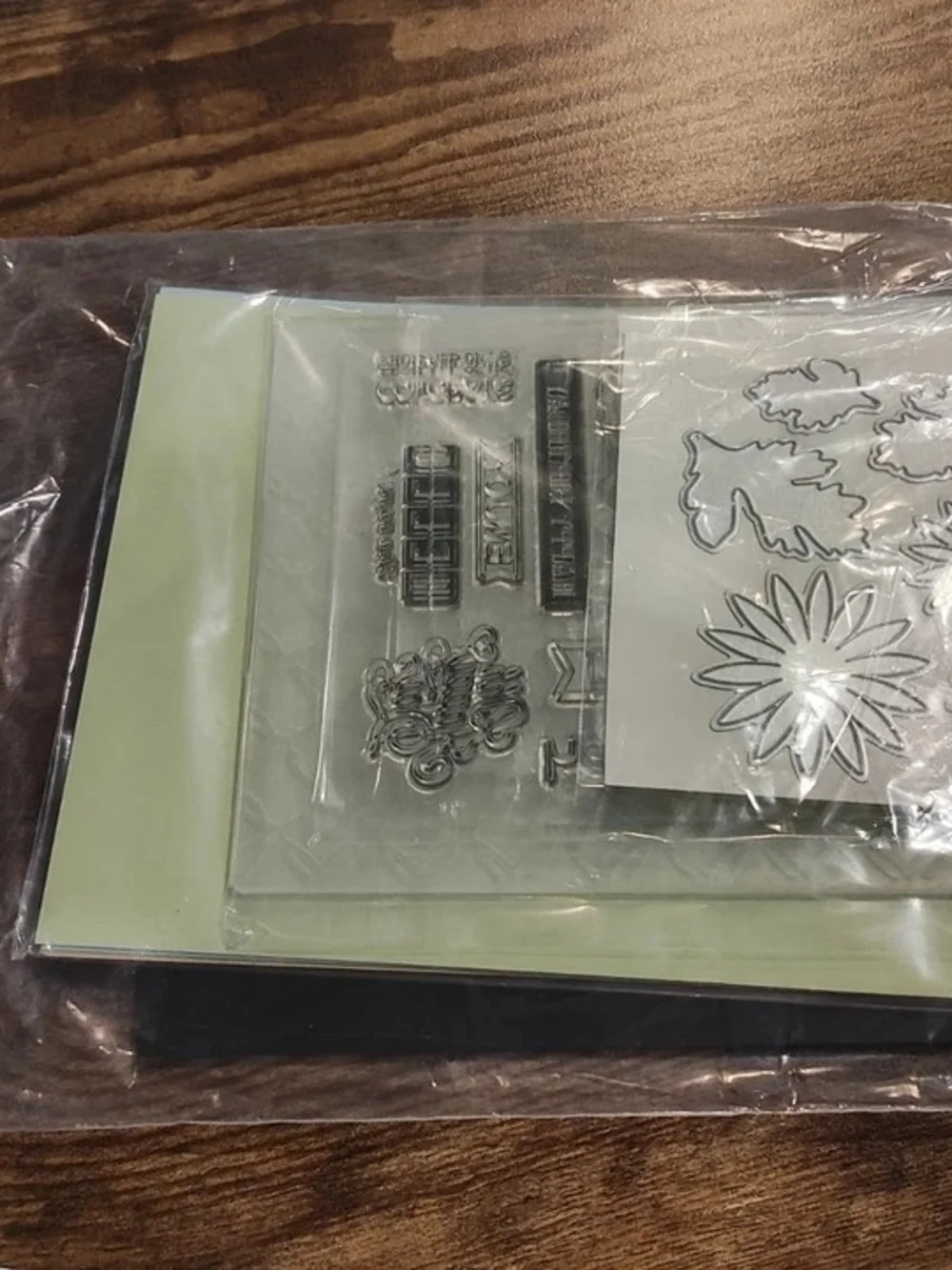 Die Cut & Embossing Machine in Teal – Craft Tool for Paper Projects